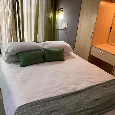 Daffodil Self Catering And Accommodation B Swakopmund Bagian luar foto