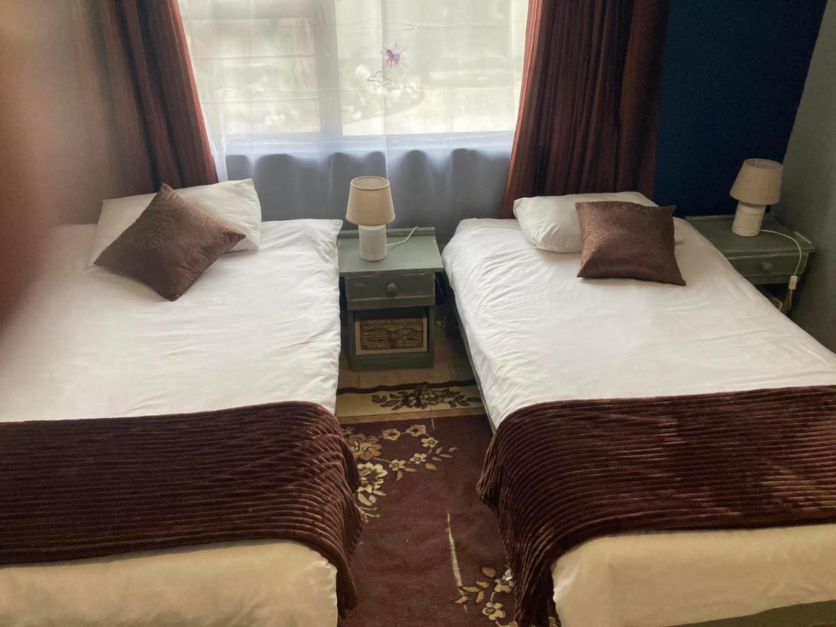 Daffodil Self Catering And Accommodation B Swakopmund Bagian luar foto