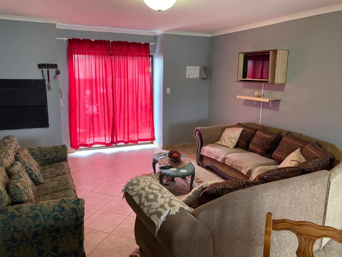 Daffodil Self Catering And Accommodation B Swakopmund Bagian luar foto