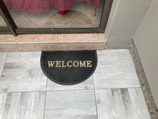 Daffodil Self Catering And Accommodation B Swakopmund Bagian luar foto