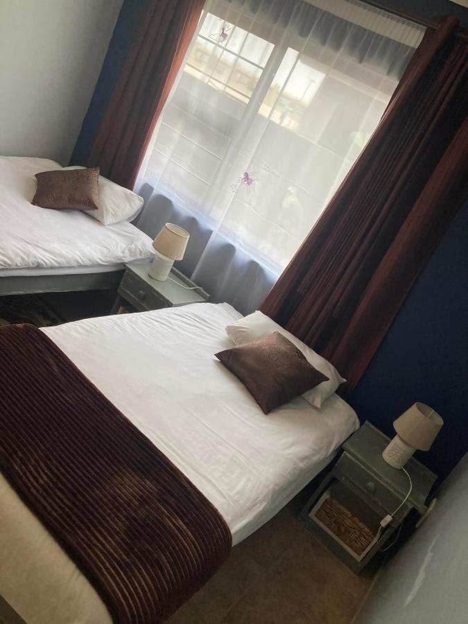 Daffodil Self Catering And Accommodation B Swakopmund Bagian luar foto